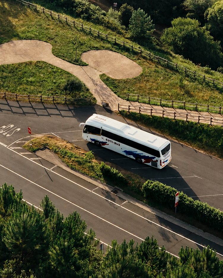 Trabajo de Naikos Agency para Guti Bus